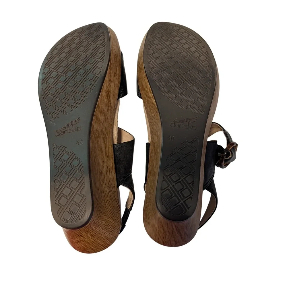 Dansko Black Leather Wedge Sandals Tortoise Buckle Wood Grain Platform EU‎ 40